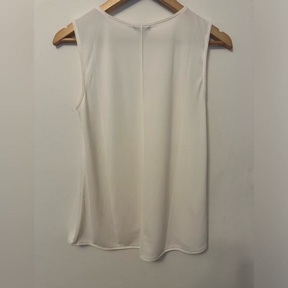Ann Taylor White Sleeveless Blouse - Picture 3 of 3